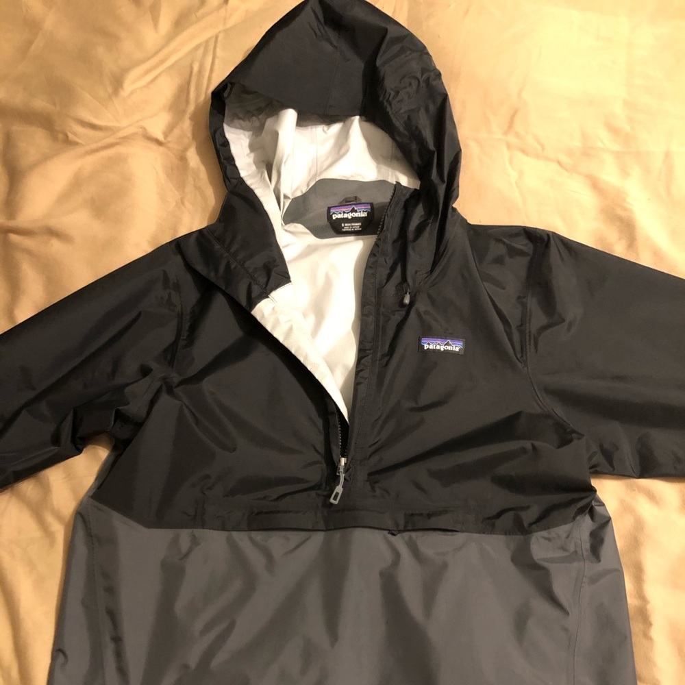 Patagonia Torrentshell Pullover Rain Jacket